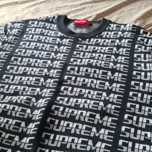 Authentic Supreme Sweater